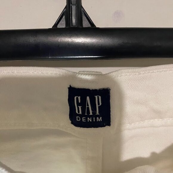 GAP Denim Girlfriend White Pants - Picture 5 of 6